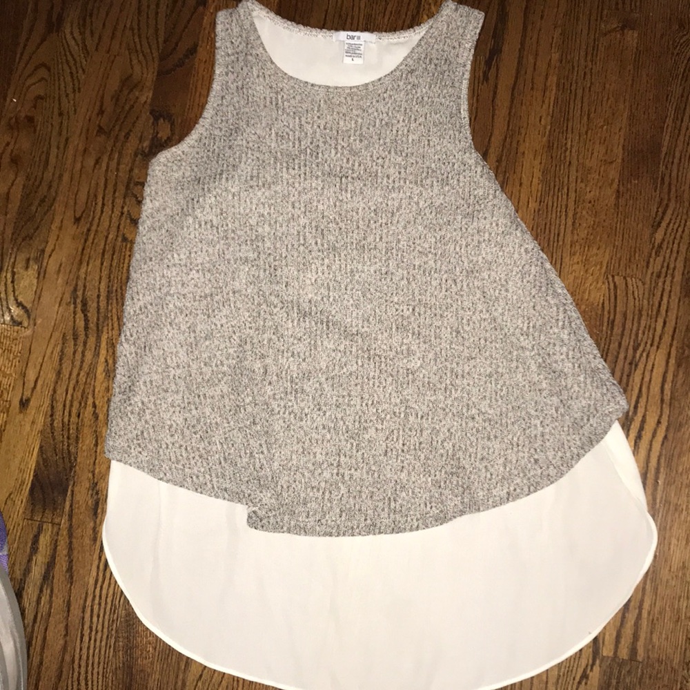Sleeveless blouse